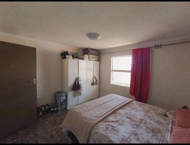 2 BEDROOM PROPERTY TO RENT IN ZONNEBLOEM